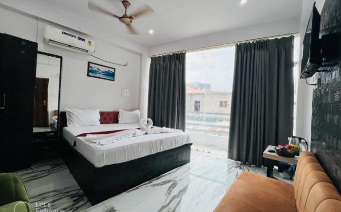 Hotel Vinayak Grand