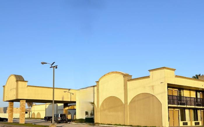 Motel 19 By Capital O Baytown I-10