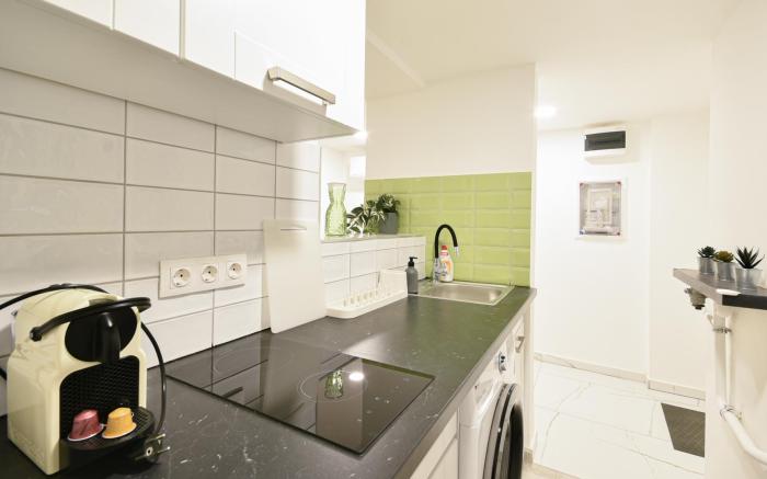 Theater District Retreat W AC by NW