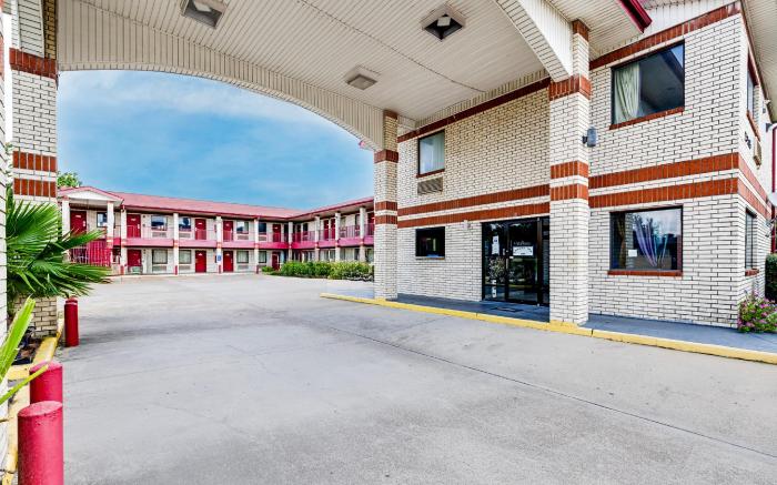 Hotel O Luxury Inn Channelview Baytown I-10