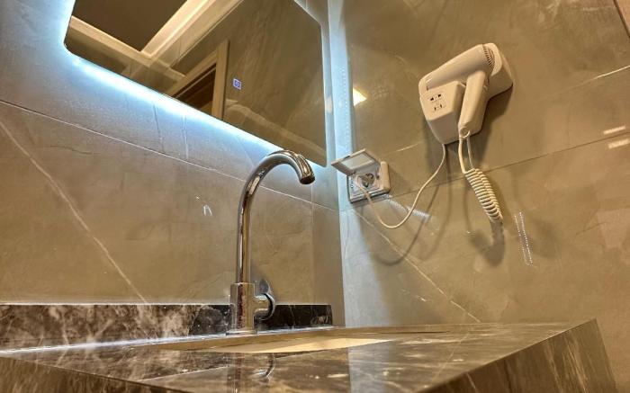 Charming Amman Apartment with Electric Heating  Free Parking