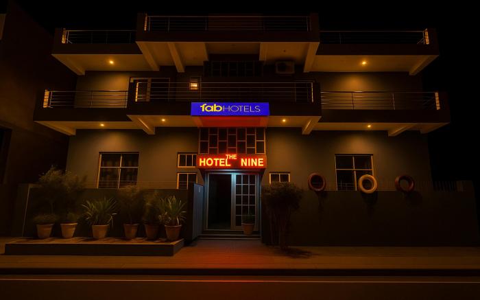 FabHotel The Nine