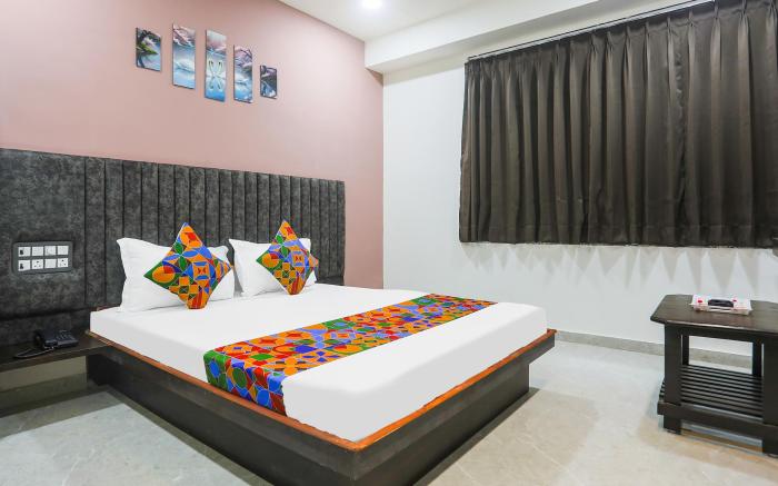 FabHotel River View
