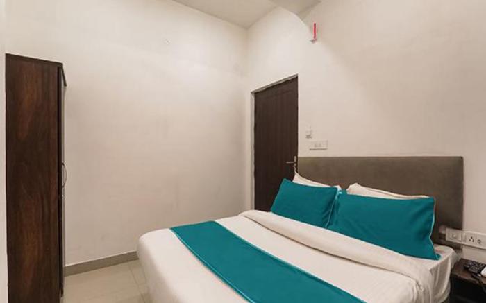 FabHotel Insight Inn