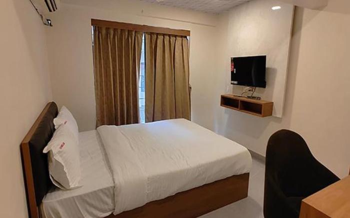 FabHotel Omkar & Lodging