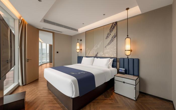 Jianguo Palace Wuhan Optics Valley Biocity Convention and Exhibition Center