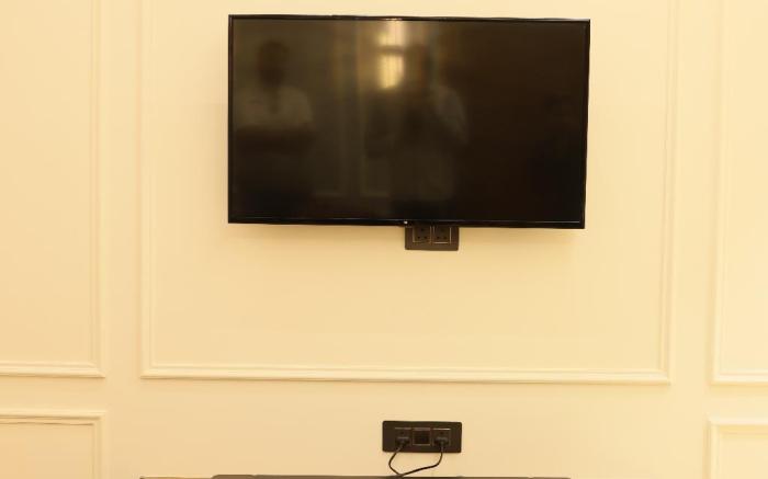 Skylight Suites -Near Jolly Grant Airport Dehradun