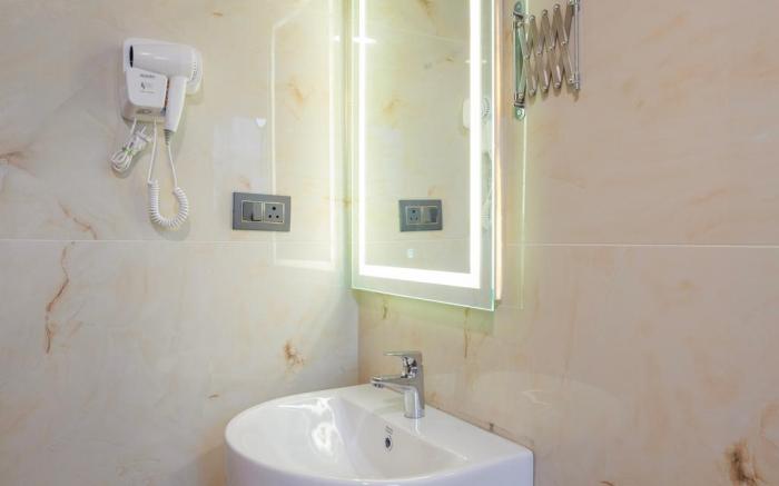 RCC Hotels Biz Stays Begumpet