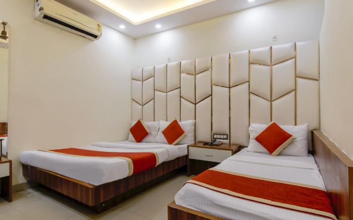 Hotel Star Dx by P K Residency