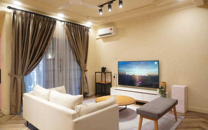 Tere Home Subang Double Storey 8 Pax