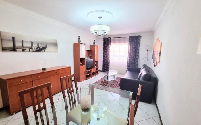 Apartment Real Delux 2BR close to city center