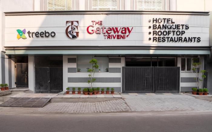 Treebo Premium Gateway Triveni