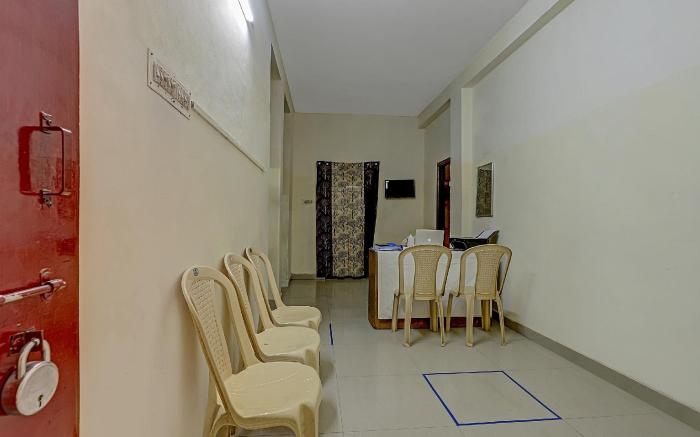 Collection O Velachery Railway Junction Formerly Vijay Guest House