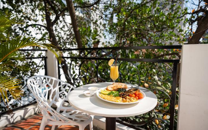 Samaya Boutique & Cuisine