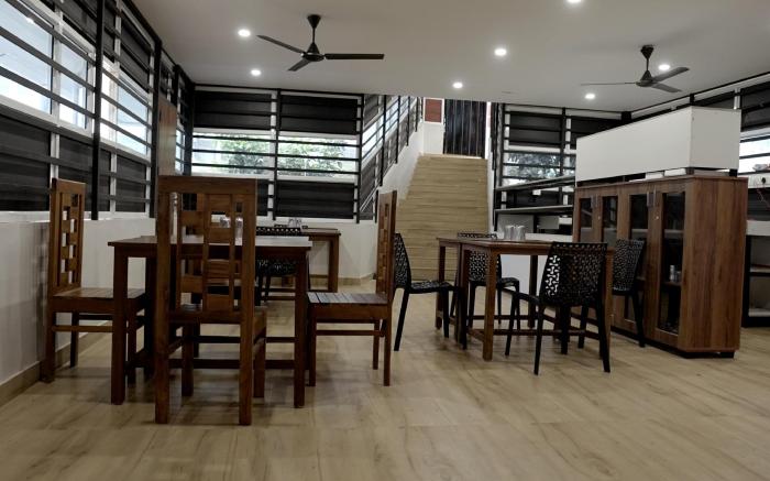 AppleLand City Athirapilly