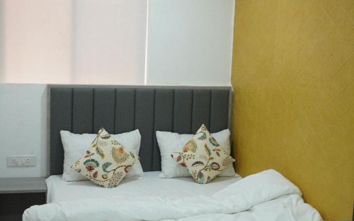 Taj Royal Villa (With Private Turf & Heated Pool)