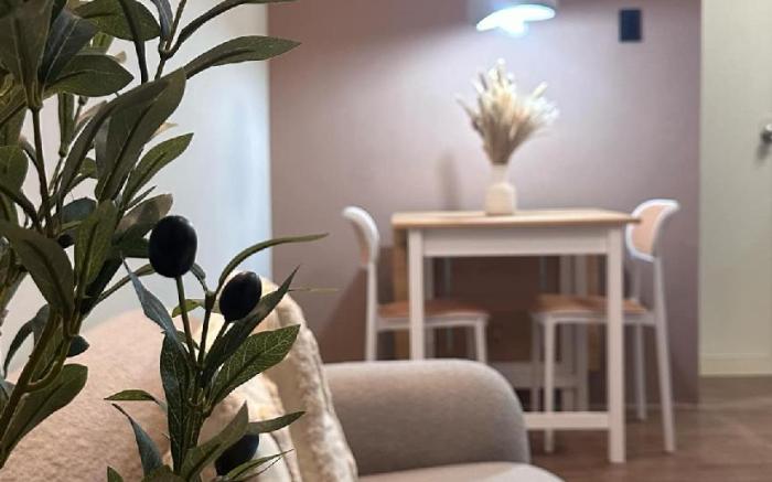 Melt & Laze Cozy Stylish Aesthetic Relaxing House