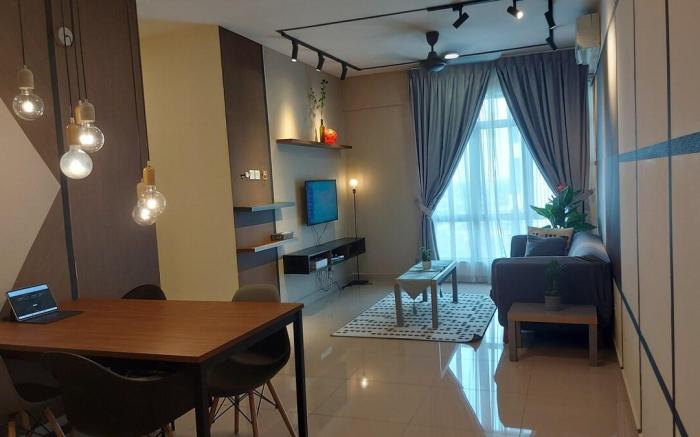 JB Austin 2BR Luxury Condo W Free Park B30