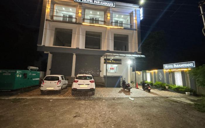 Paramhans Hotel