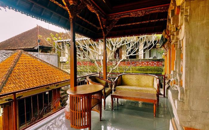 The Temple in Maha Artha Bungalows