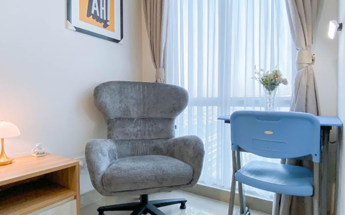 Cozy Modern Studio Grand Dhika City By Travelio