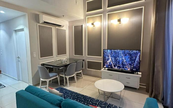 Spacious Comfy Duplex. Smart TV+Netflix @ i-City
