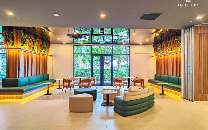 Homie's The Glory Apartment