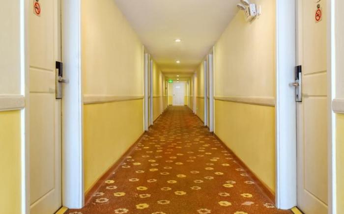 Home Inn Hotel Guizhou Anshun Tashan Plaza International Trade