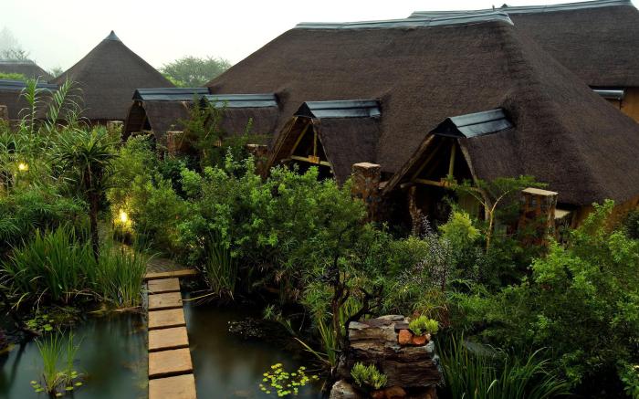 Misty Hills Country Hotel