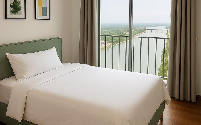 Two room Seaview bathtub@Silverscape A31