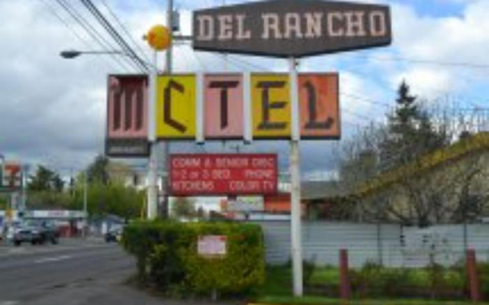 Townhouse Del Rancho Motel Portland Oregon 205
