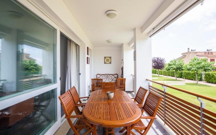 Lovely Tiresia Apartment