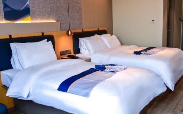 Home Inn Style Longkou Huanghai Middle Road Yulong Petrochemical