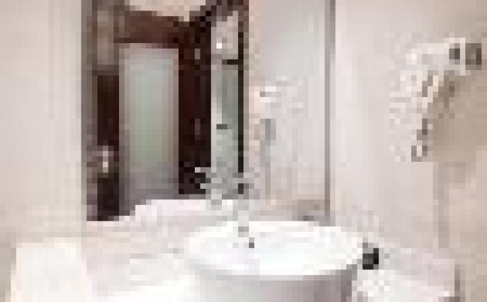 Home Inn Style Huai'an Zhou Enlai Memorial Hall East Bus Station