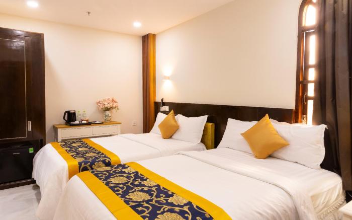 Atana II Hotel