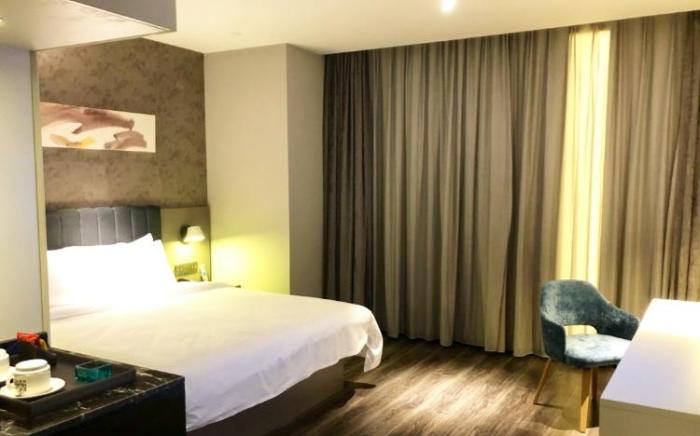 Ease Hotel Kunming Nanping Pedestrian Street Jinma Biji Square