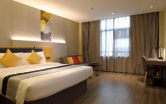 Home Inn Style Shunde Daliang Qinghui Garden Fengcheng Food City