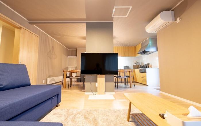 Villa Louisa/Retreat in mountains of Furano