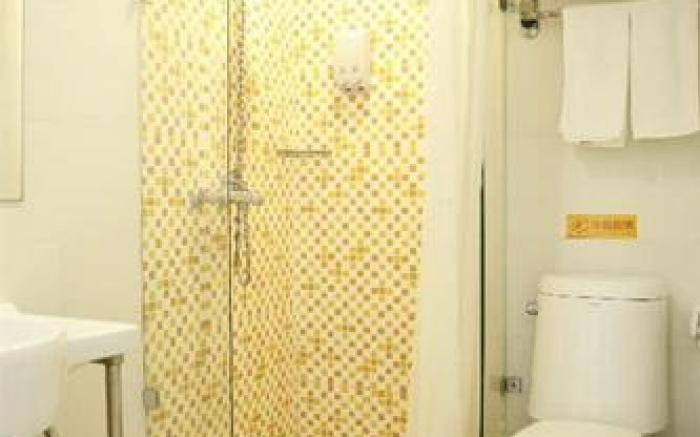 Home Inn Jinzhou Central Street Nanjing Road