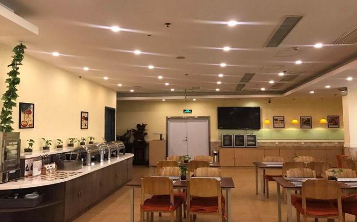 Home Inn Changzhi Bayi Square