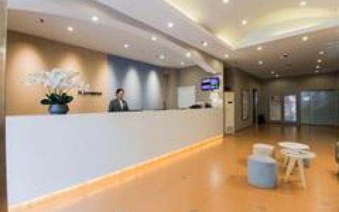 Home Inn Handan Zhonghua Street Heping Road Medicine Building