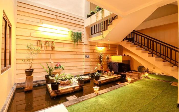 J22 Hotel and Residence