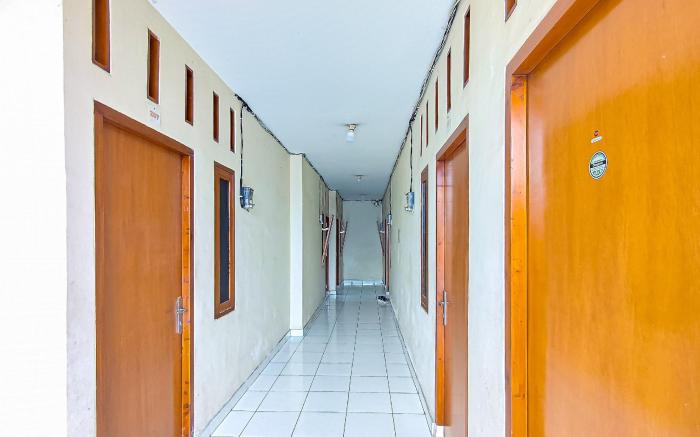Homestay Cemara Bekasi Mitra RedDoorz