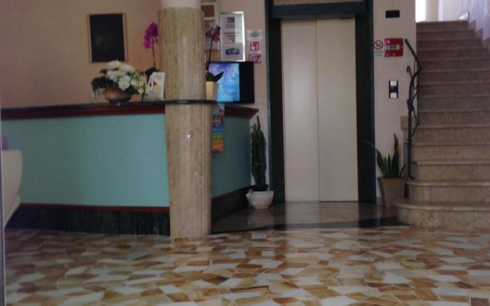 Hotel Lazzarini