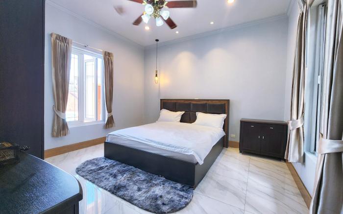 Yoori Hotel