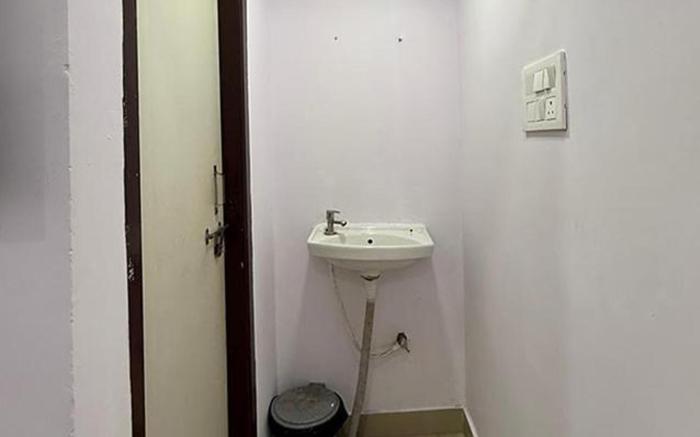FabHotel Wild Wings ECIL