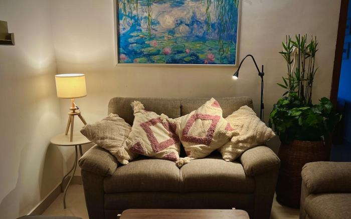 Nirvana Stays - 2BHK - Luxury - Peace - Comfort