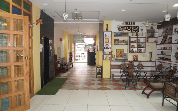 Hotel Khandaka Mahal