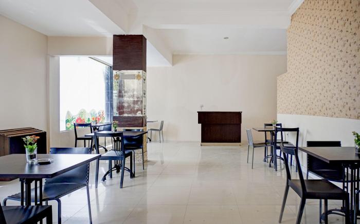 OYO 94751 Hotel Labuhan Raya
