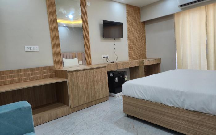 OnlyStay Chaar Dham Vrindavan